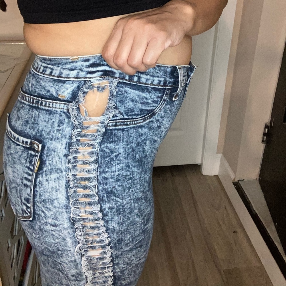 Acid wash jeans